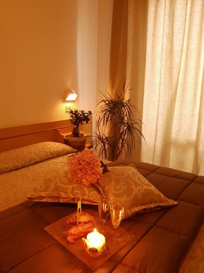 Hotel Romantica Rimini Zewnętrze zdjęcie