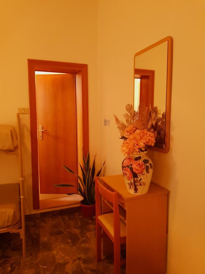 Hotel Romantica Rimini Zewnętrze zdjęcie